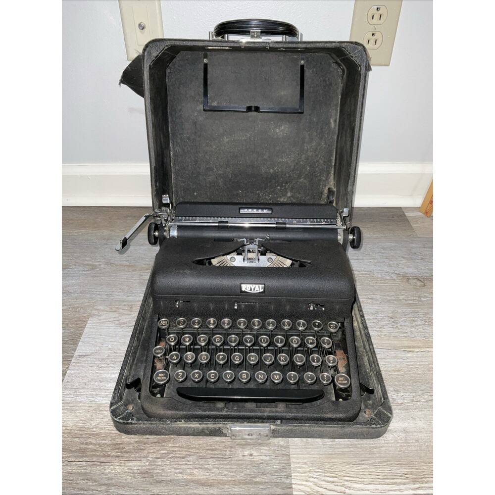 VTG VINTAGE ROYAL ARROW TOUCH CONTROL TYPEWRITER 1930S